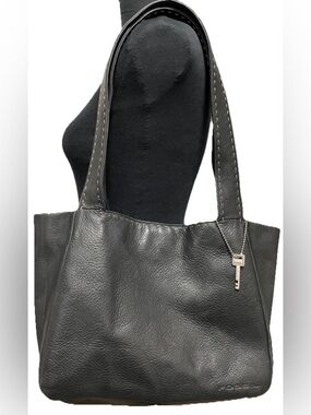 Vintage FOSSIL Black Pebbled Leather Shoulder Bag White Stitching Key Charm